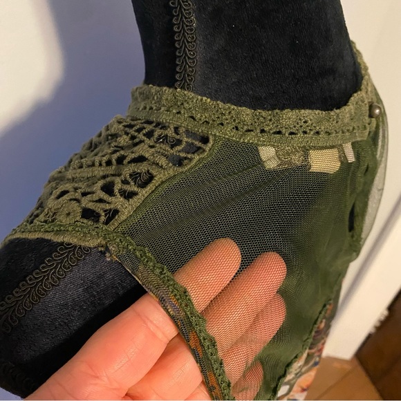 Tank top - Picture 3 of 6